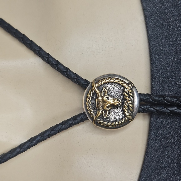 VINTAGE STEER WITH BOBED WIRE DETAIL BOLO WESTERN TIE - Picture 3 of 7
